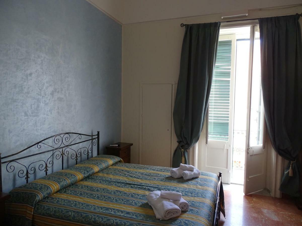 B&B New Antico Palazzo Parabita Eksteriør billede